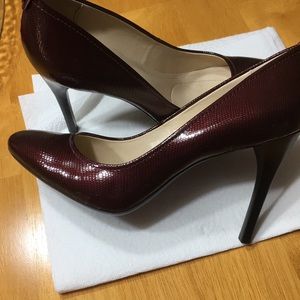 Calvin Klein Burgundy high heel pumps